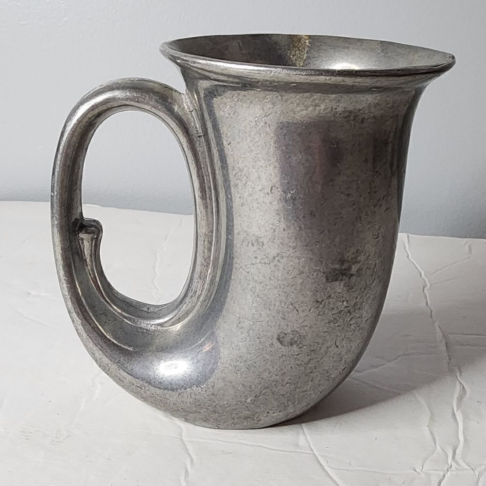 Plough Tavern - Duratale by Leonard Silver Co - Horn Shaped Mug VINTAGE BARWARE